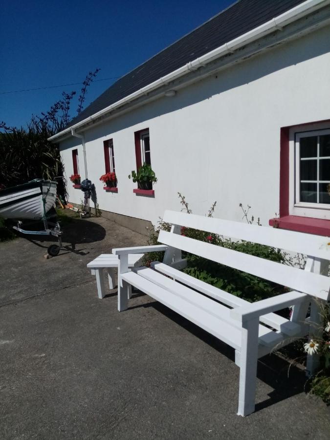 B&B The Red Door Cottage Donegal Town Exteriör bild