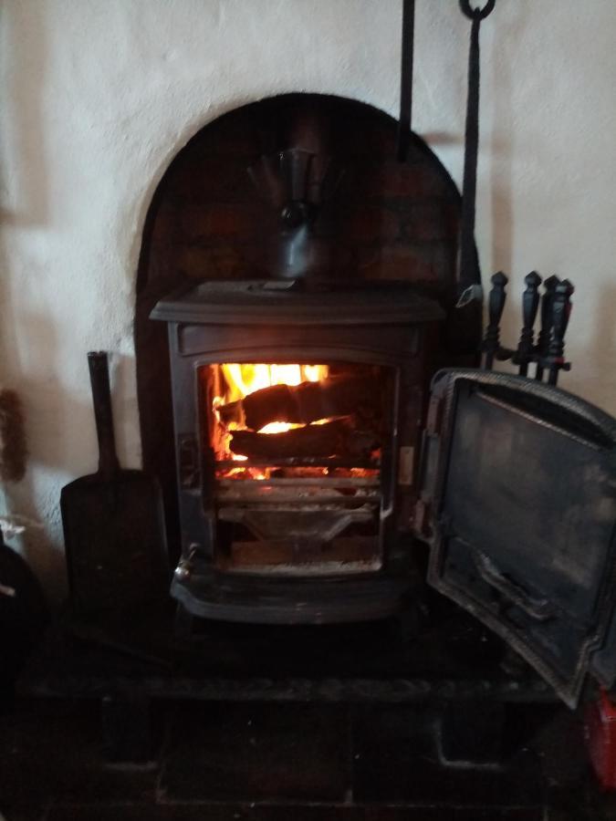 B&B The Red Door Cottage Donegal Town Exteriör bild